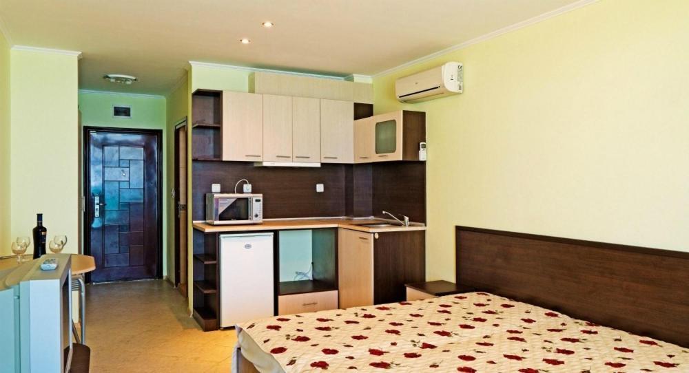 Black Sea Paradise Hotel Szozopol Kültér fotó